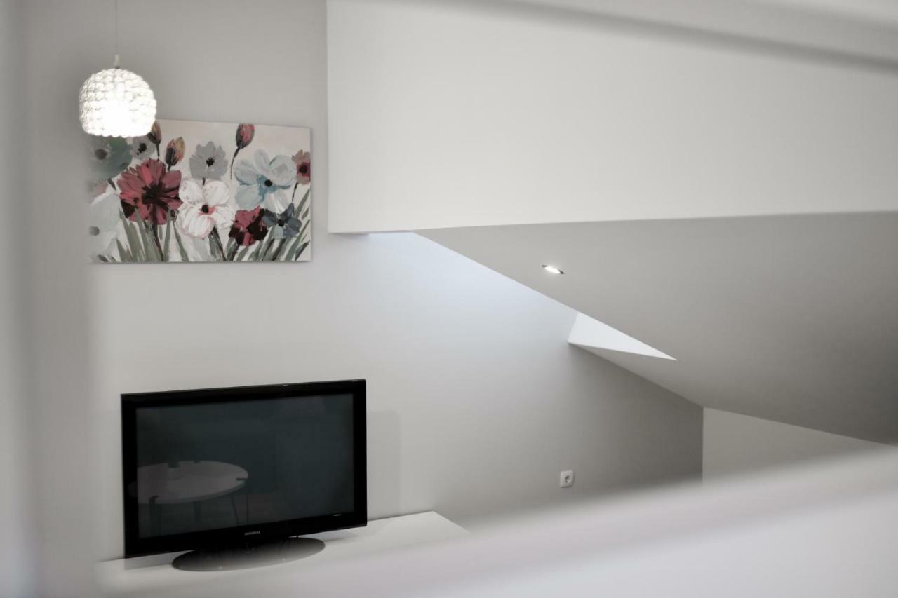 Grey Apartment Old Town Zara Esterno foto