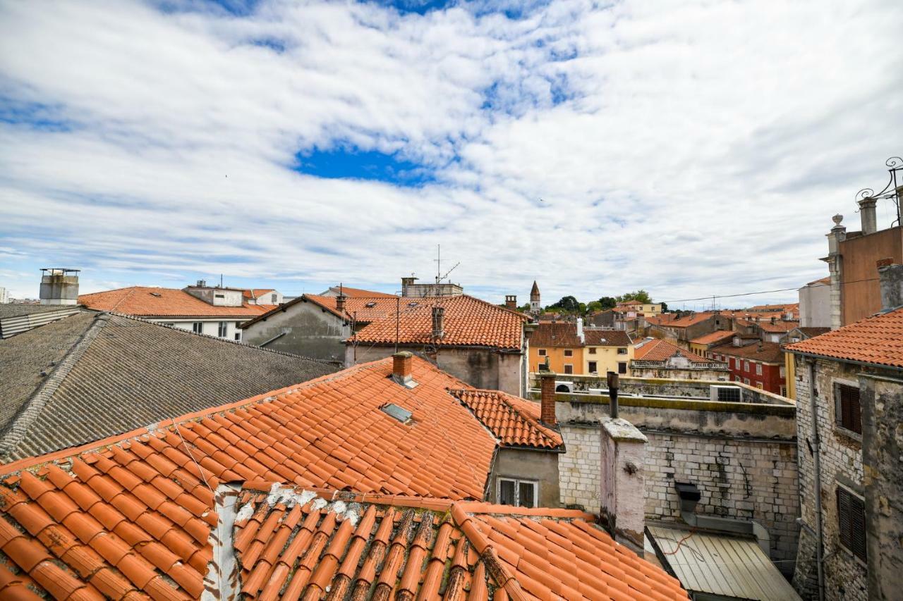 Grey Apartment Old Town Zara Esterno foto