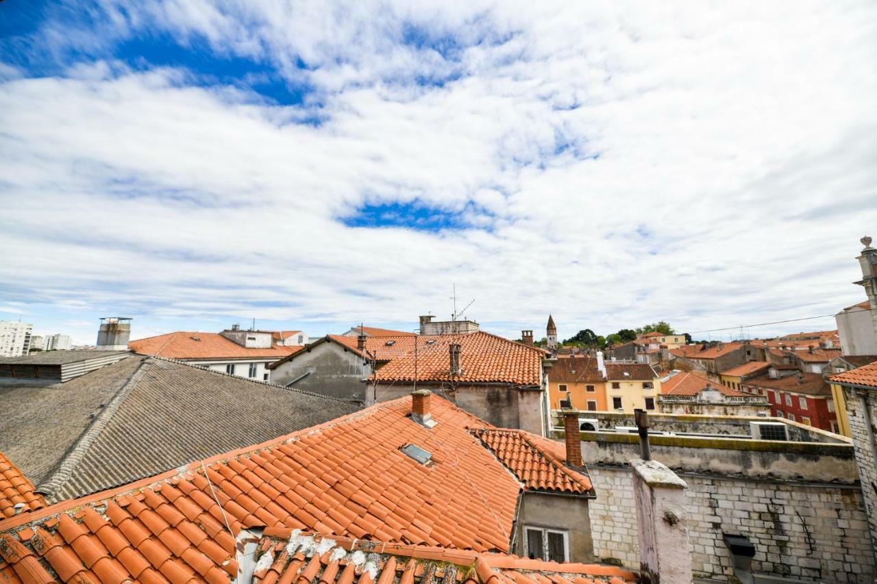 Grey Apartment Old Town Zara Esterno foto